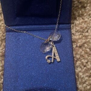 Elegant Silver Pendant Necklace